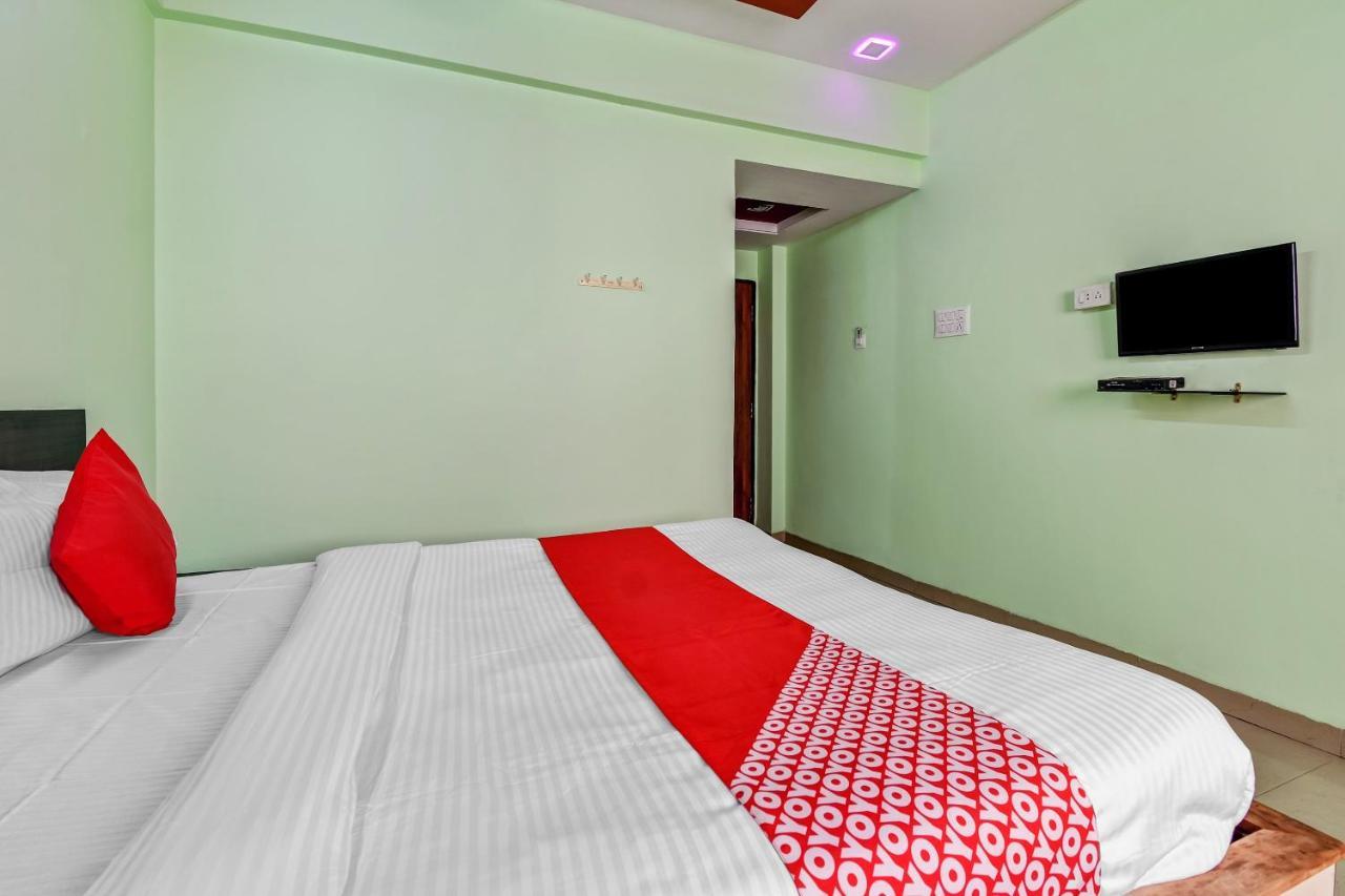 Oyo Hotel Samarth Lodge Solapur Eksteriør billede