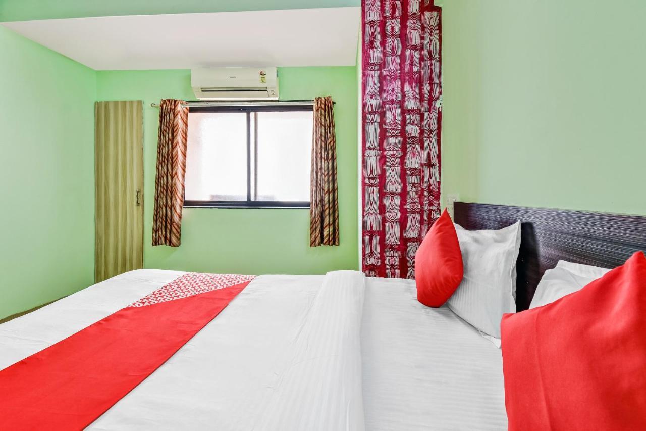 Oyo Hotel Samarth Lodge Solapur Eksteriør billede
