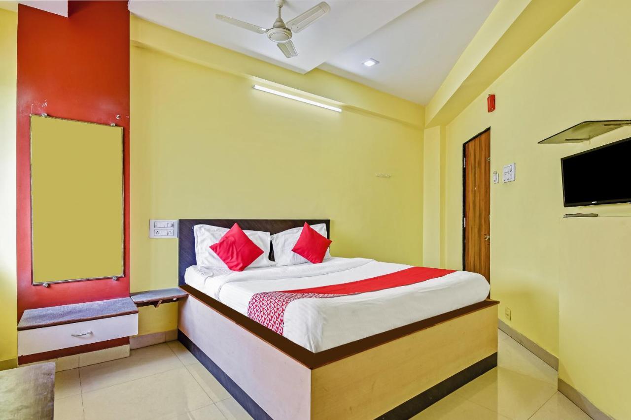 Oyo Hotel Samarth Lodge Solapur Eksteriør billede